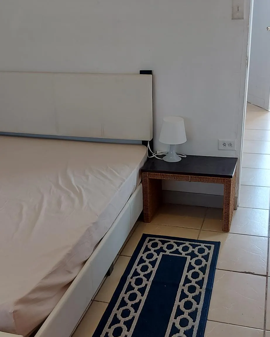1 bed, 400 sqft, $1,200 — Photo 2
