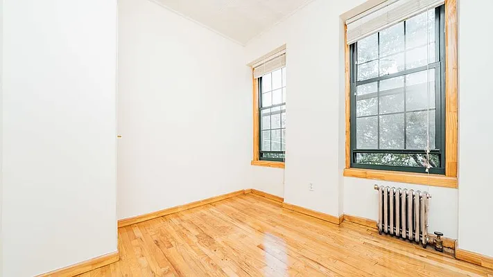 Rented by Nooklyn NYC LLC | media 11