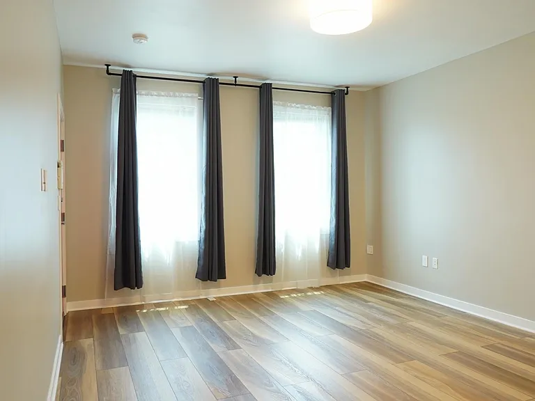 1908 Constitution Ave NE #1 — Photo 2