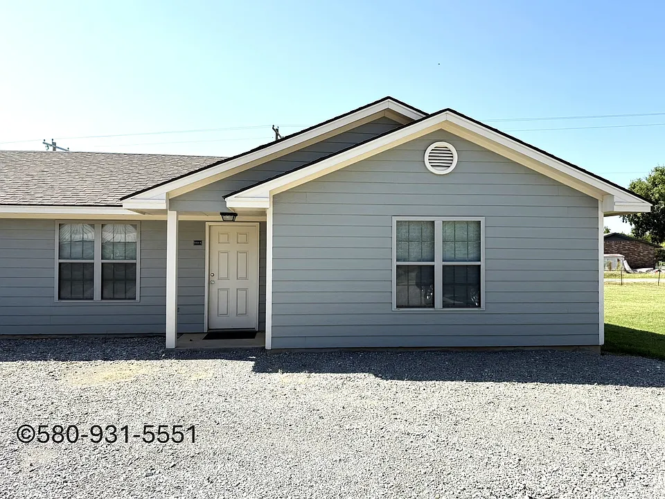 1725 E Main St #A