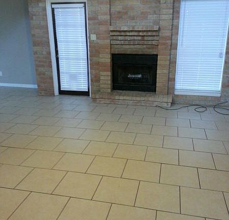 2nd image of 1118 Winnipeg Dr