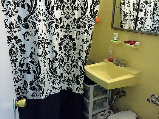 Rented by Joe Gotham LTD | media 18