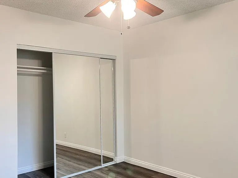 320 Western Ave — Photo 21