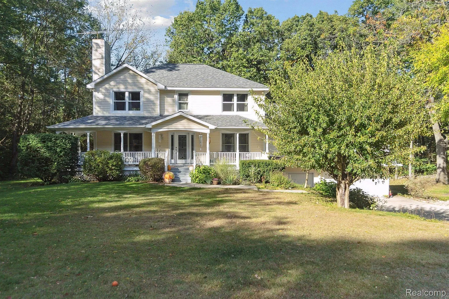 9215 Mabley Hill Rd photo 1