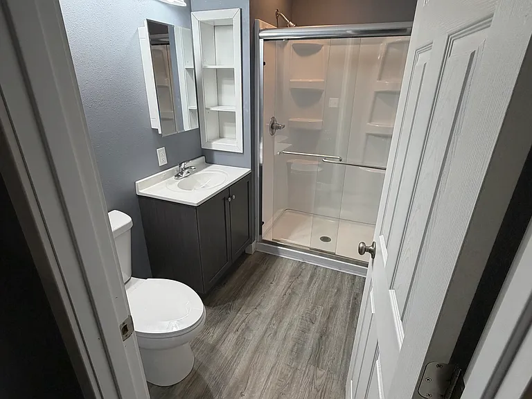 502 E Hancock St — Photo 7