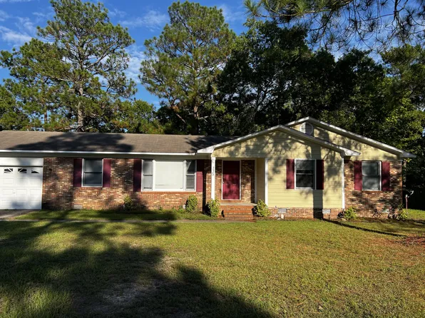 735 Prestige Blvd, Fayetteville, NC 28314