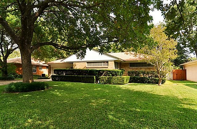 1st image of 1718 Betsy Ln