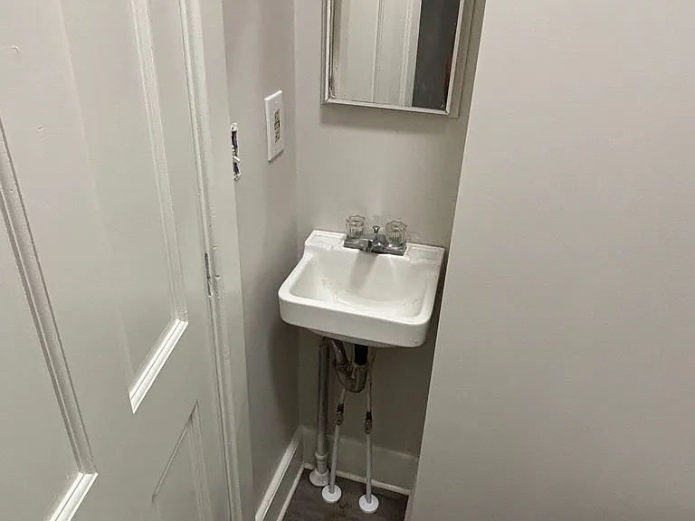 706 E Bellefontaine St — Photo 15
