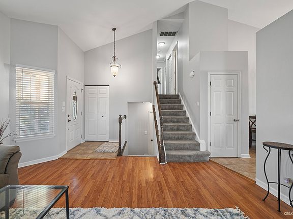 3rd image of 3630 Arlington Ct