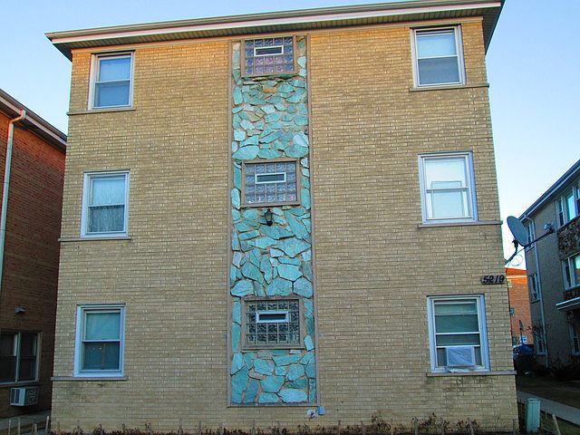 1st image of 5219 N Reserve Ave Unit 2E