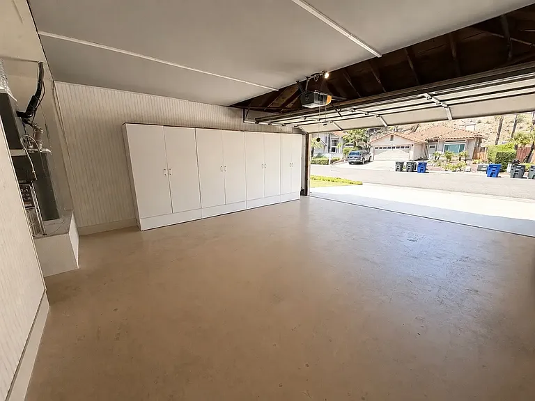 1732 Sea Pines Rd — Photo 7