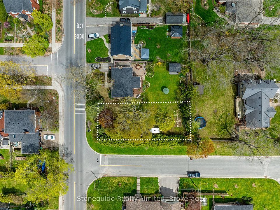 2nd image of 665 Weller St