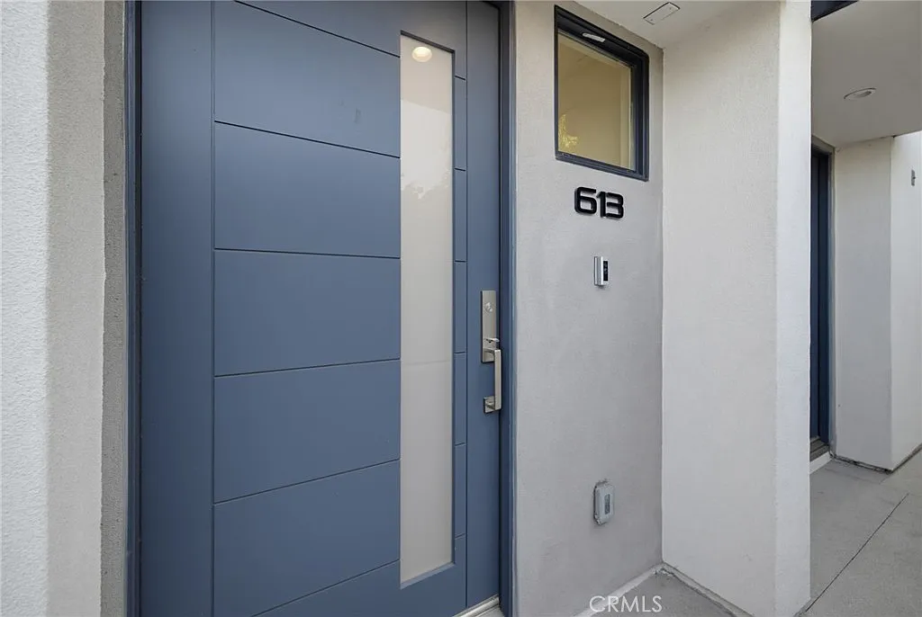 3 bed, 2.5 bath, 1650 sqft, $7,000 — Photo 2