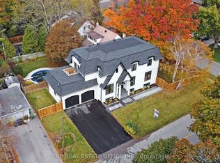 18 Beaverbrook Ave, Toronto, ON M9B 2M9