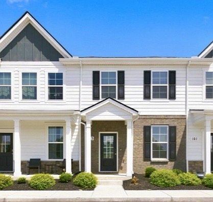 3rd image of 103 Grayson Cir