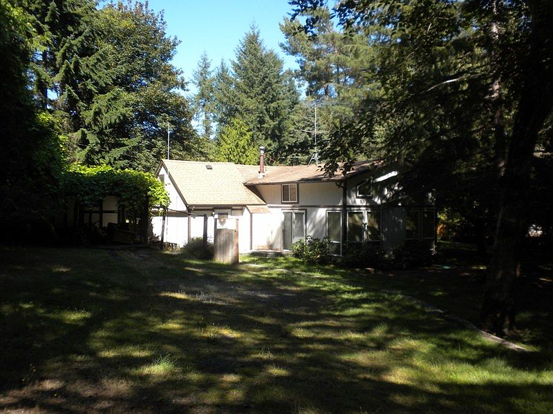 1st image of 731 E Madrona Blvd NW