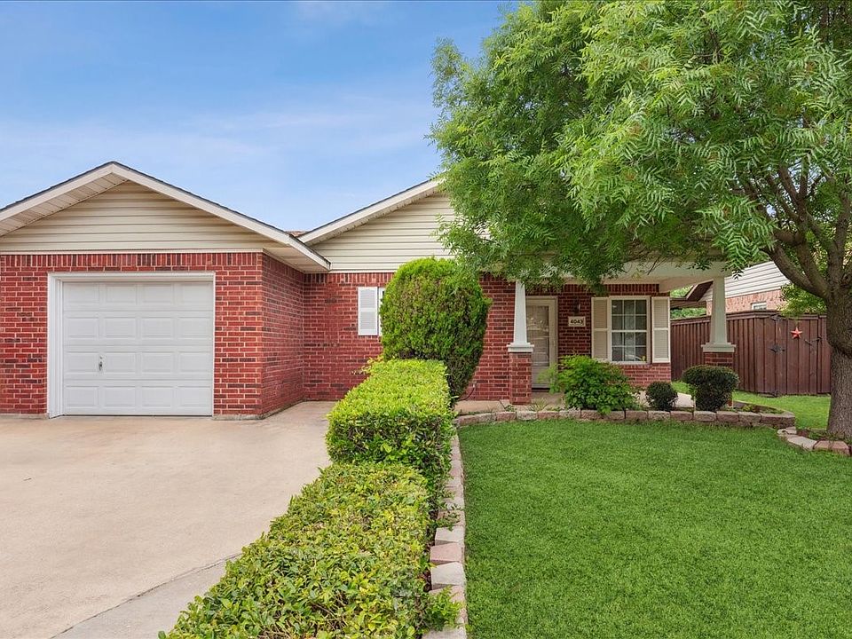 1st image of 4043 Gray Oak Pl