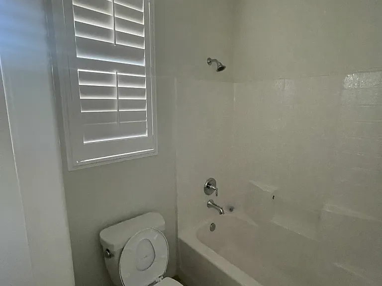 8500 Imola Ct — Photo 33