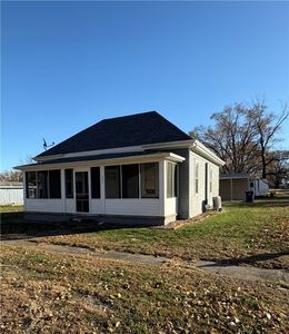 302 E Van Buren St, Paris, IL, 61944