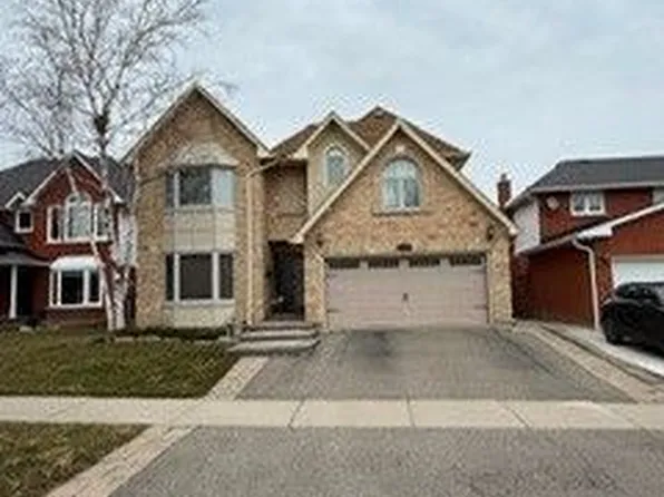 2133 Heidi Ave, Burlington, ON L7M 3P4
