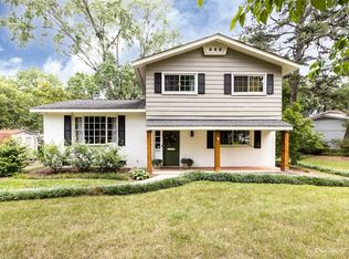 1301 Fox Run Dr, Charlotte, NC 28212