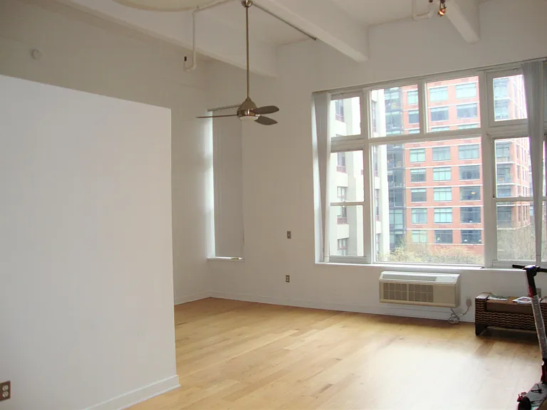 1500 Washington St #3V — Photo 10