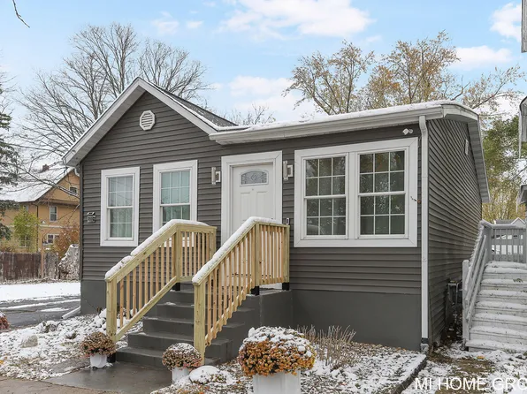 1212 Princeton Ave, Kalamazoo, MI 49007