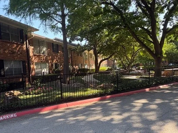 3016 Mahanna Springs Dr APT C, Dallas, TX 75235