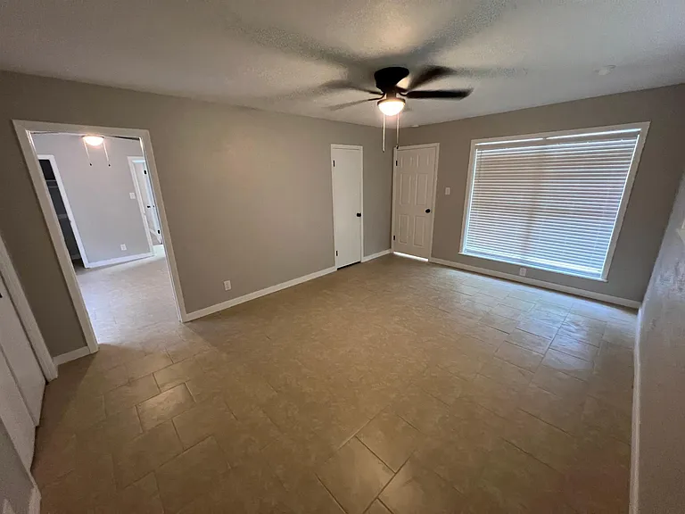 117 Rosine St — Photo 17