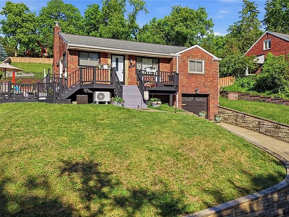 3rd image of 5221 Springdale Dr
