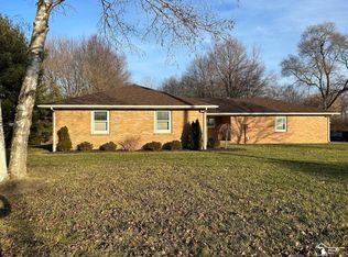 8348 Jackman Rd, Temperance, MI 48182