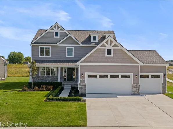 52201 Wellington Valley Dr, Macomb, MI 48042