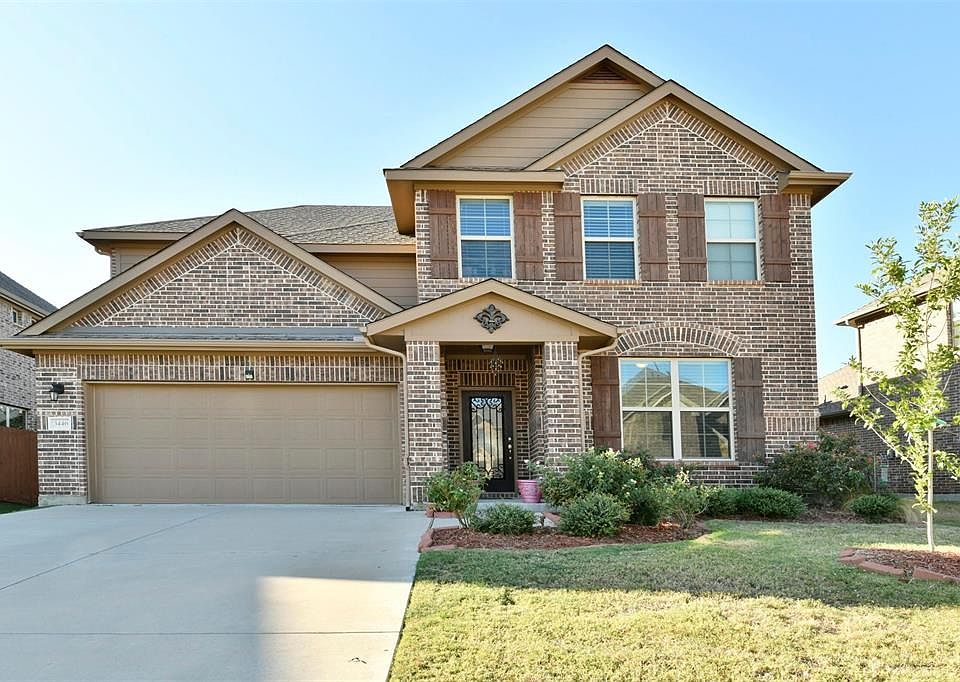 1st image of 3446 Palm Lake Dr