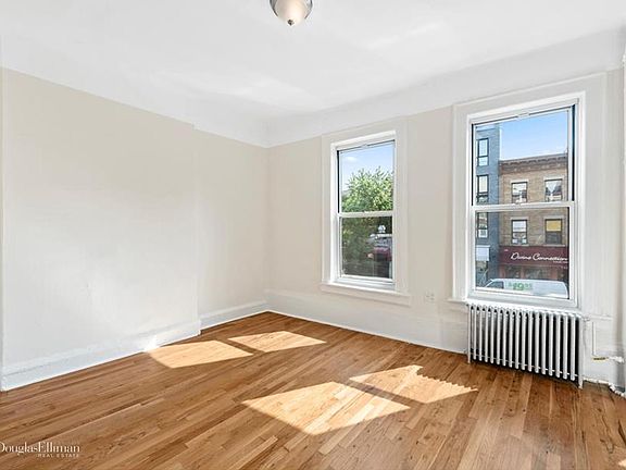 4th image of 770 Washington Ave #2A