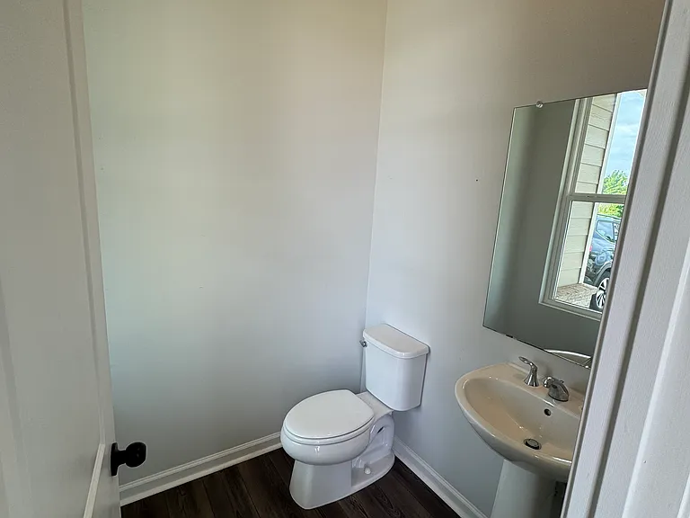 201 Brighton Bend Ln — Photo 12