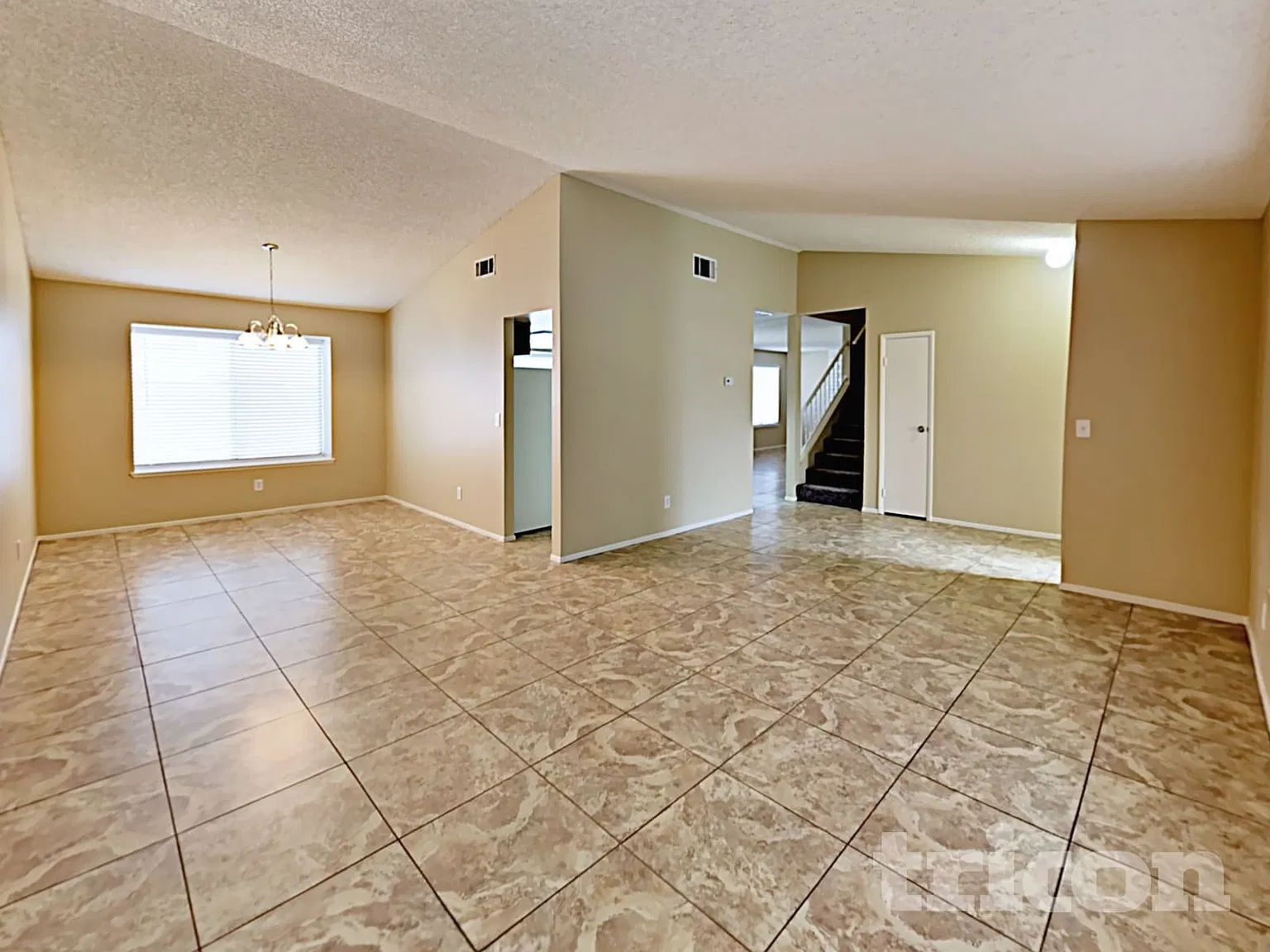 5712 Fonchester Court Las Vegas NV — Photo 3