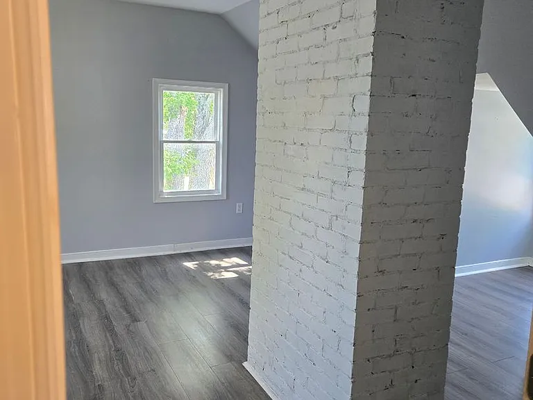 1740 Randolph Ave — Photo 7