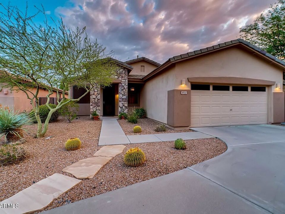 1st image of 9852 N Desert Rose Dr