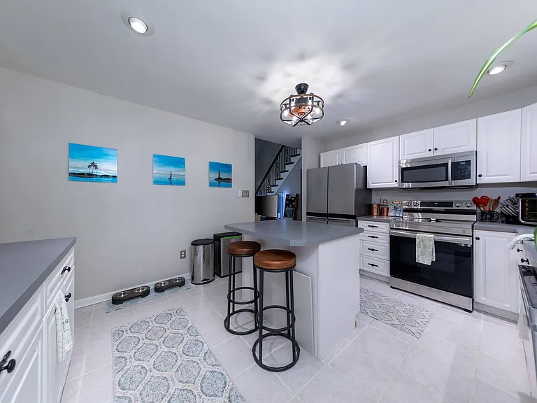 120 Timberwood Dr — Photo 4