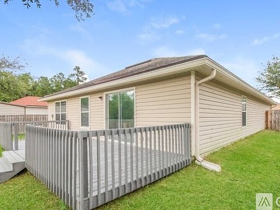 2nd image of 6865 Southern Oaks Dr W