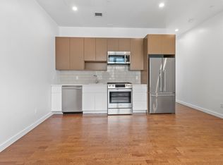 27-17 42nd Rd #PENTHOUSE 2H, Long Island City, NY 11101