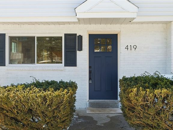 3rd image of 419 Hershey Rd