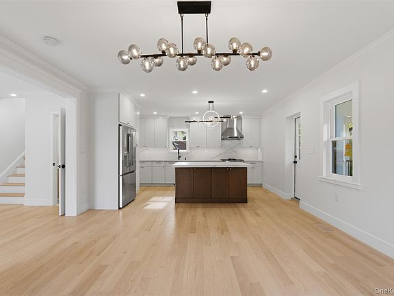5th image of 40 Calhoun Avenue