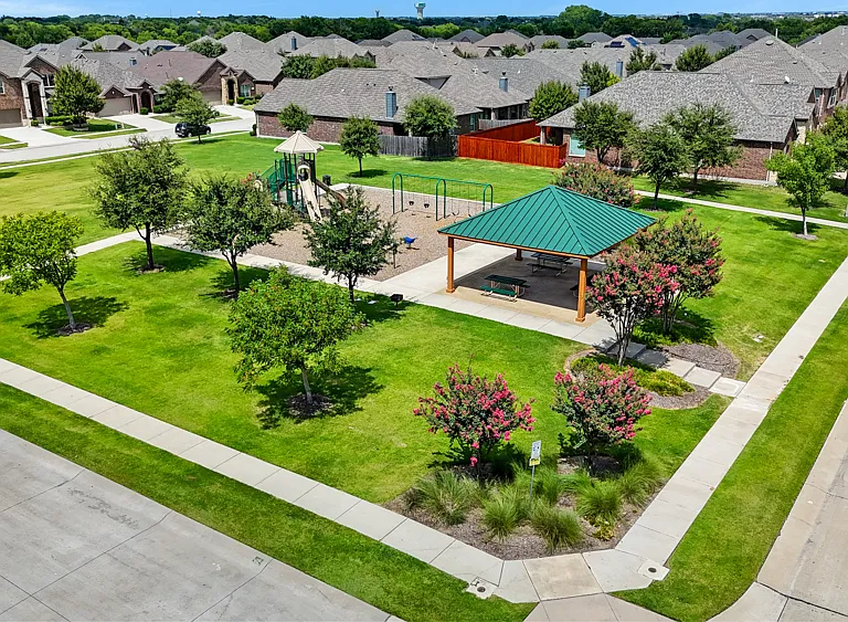 Community park nearby