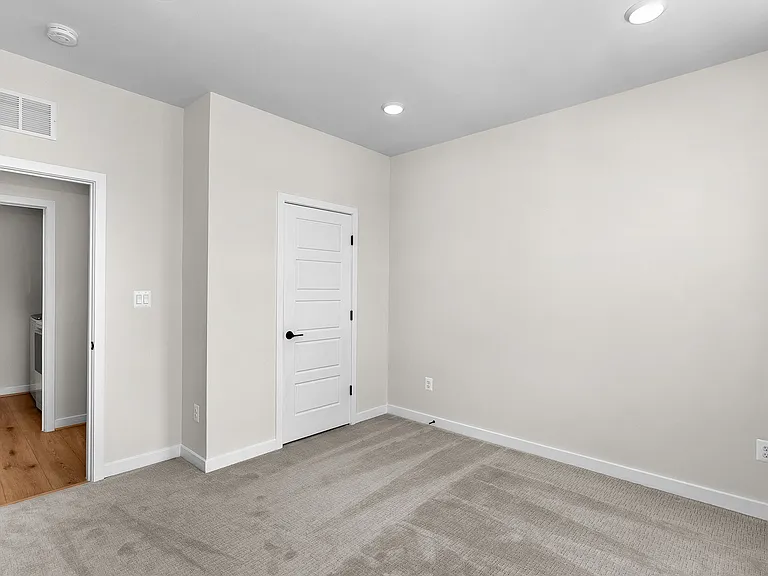 22892 Copper Tree Ter — Photo 40