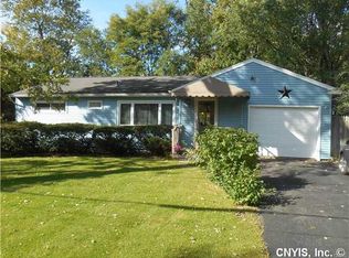 99 Roycroft Rd, Syracuse, NY 13214