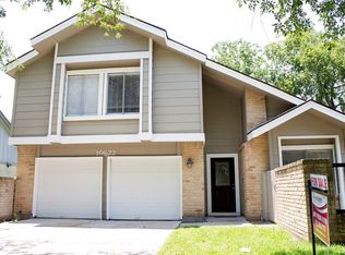 10622 Chapel Hill Dr, Houston, TX 77099