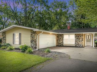 2211 Dale Dr, Fort Wayne, IN 46819
