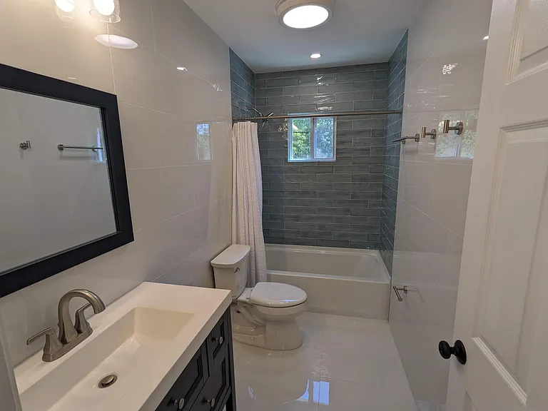 29 Woodrow Ave #1 — Photo 15