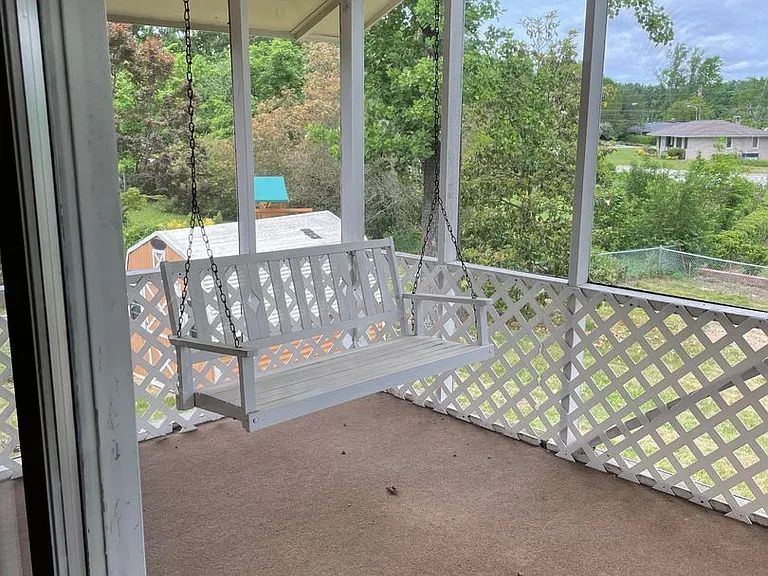 5 Ramblewood Ln — Photo 33
